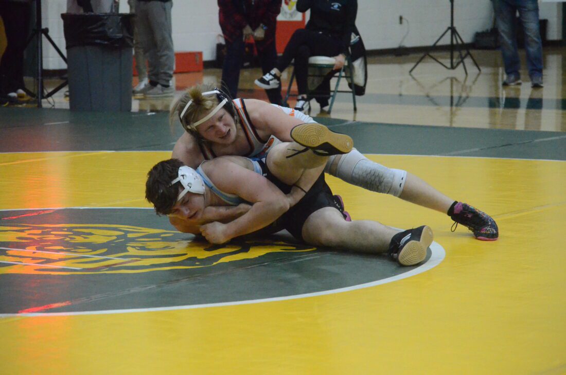 Shadyside claims OVAC Class 1A/2A dual wrestling on criteria News